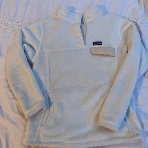 Girls Patagonia pullover